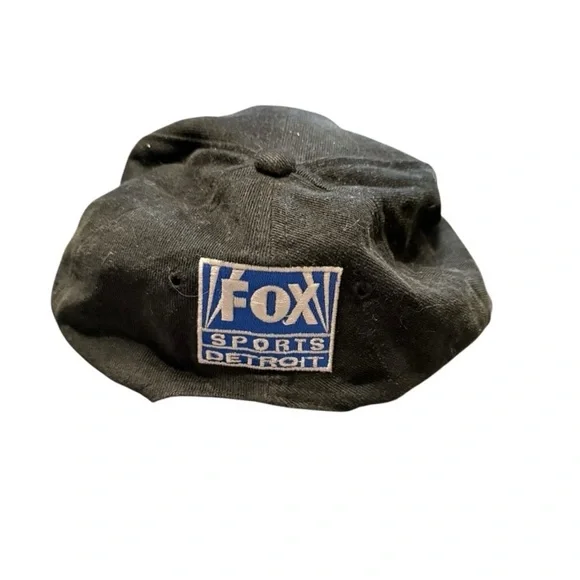 Detroit Red Wings Vintage Fox Sports Snapback Hat Black Adjustable Yupoong Rare - Picture 2 of 3